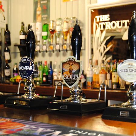 The Trout Inn Тивертон Экстерьер фото