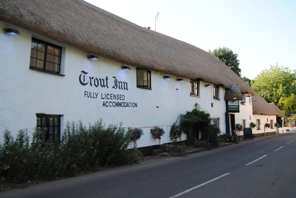 The Trout Inn Тивертон Экстерьер фото